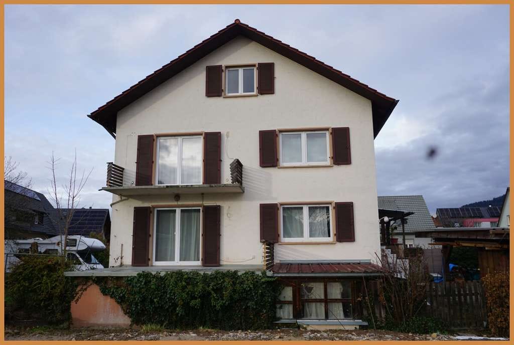 Immobilie in Biberach - Ihr neues Kapitel beginnt hier: Modernisiertes Wohnhaus mit großem Garten ! - Bild 2