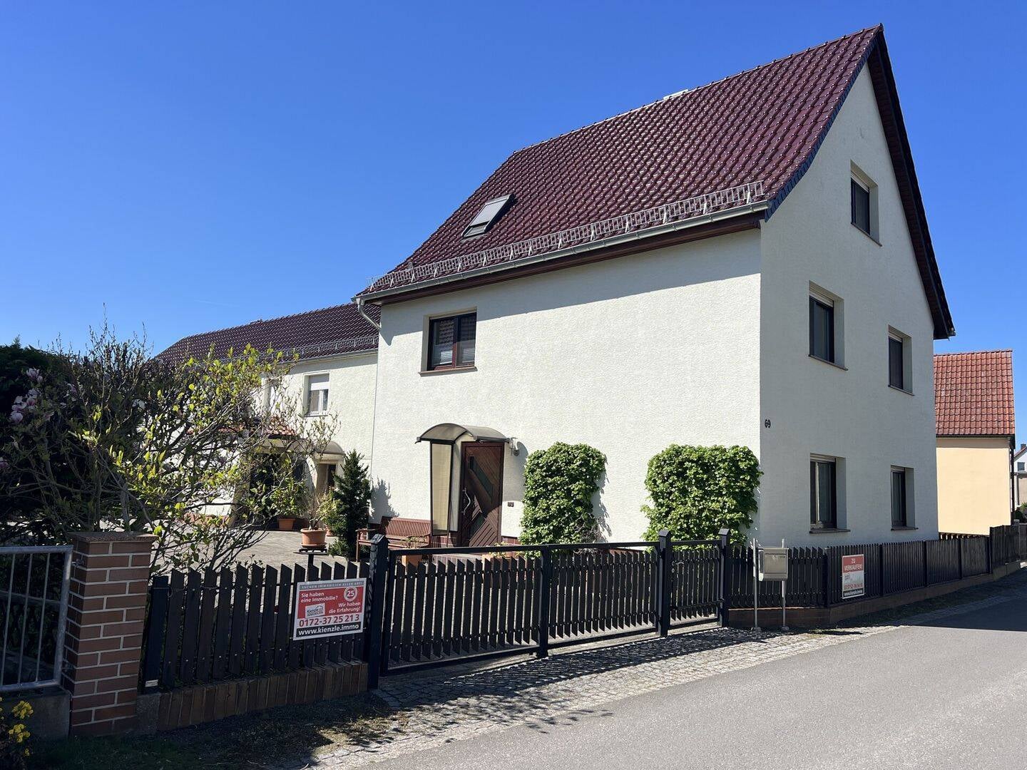Immobilie in Gröden - Großes Wohnanwesen mit Haupthaus, Nebenwohnung, Nebengelass und Garagen - sofort beziehbar - Bild 0