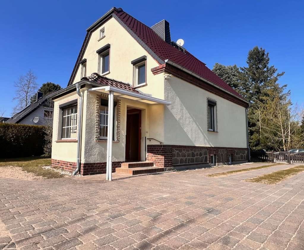 Immobilie in Biesenthal - Idyllisches Einfamilienhaus  vor den Toren Berlins - Bild 1