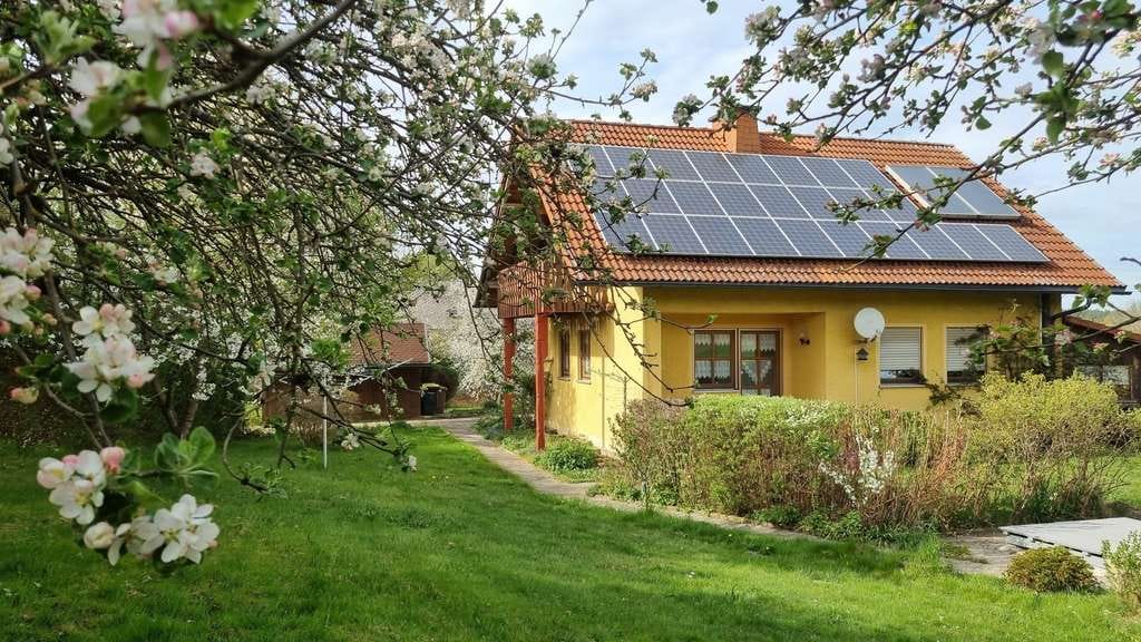 Immobilie in Bad Alexandersbad - Traumanwesen in Alleinlage - fast energieautark | Tiefenbach bei Wunsiedel - Bild 0