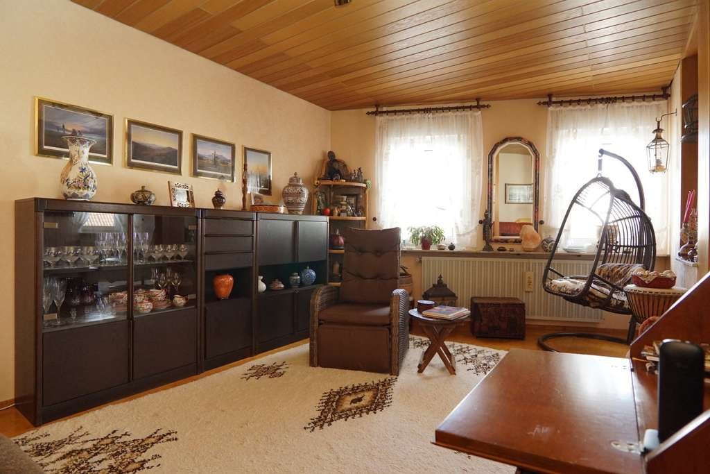 Immobilie in Bad Soden - Zweifamilienhaus am Feldrand zwischen Idylle und Zentrum - Bild 4