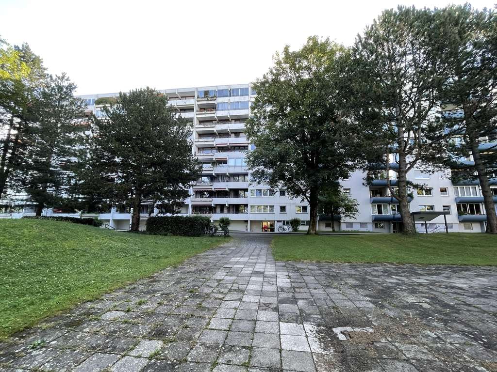 Immobilie in Augsburg - Kapitalanleger aufgepasst - Tolles Appartement über den Dächern von Augsburg - Bild 1