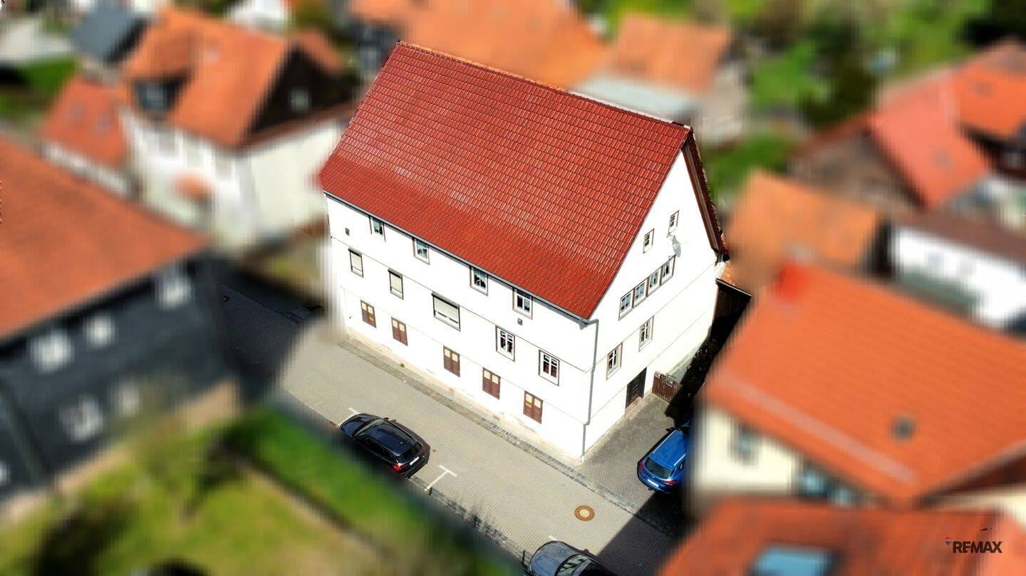 Immobilie in Schalkau - Historisches Mehrfamilienhaus- und Gewerbeobjekt mit großem Grundstück & Entwicklungspotenzial - Bild 0