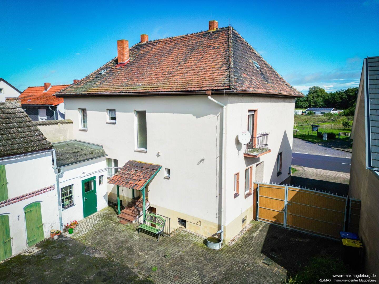 Immobilie in Genthin - Einfamilienhaus in ruhiger Lage – viel Raum für Familie, Hobby und Naturverbundenheit - Bild 1