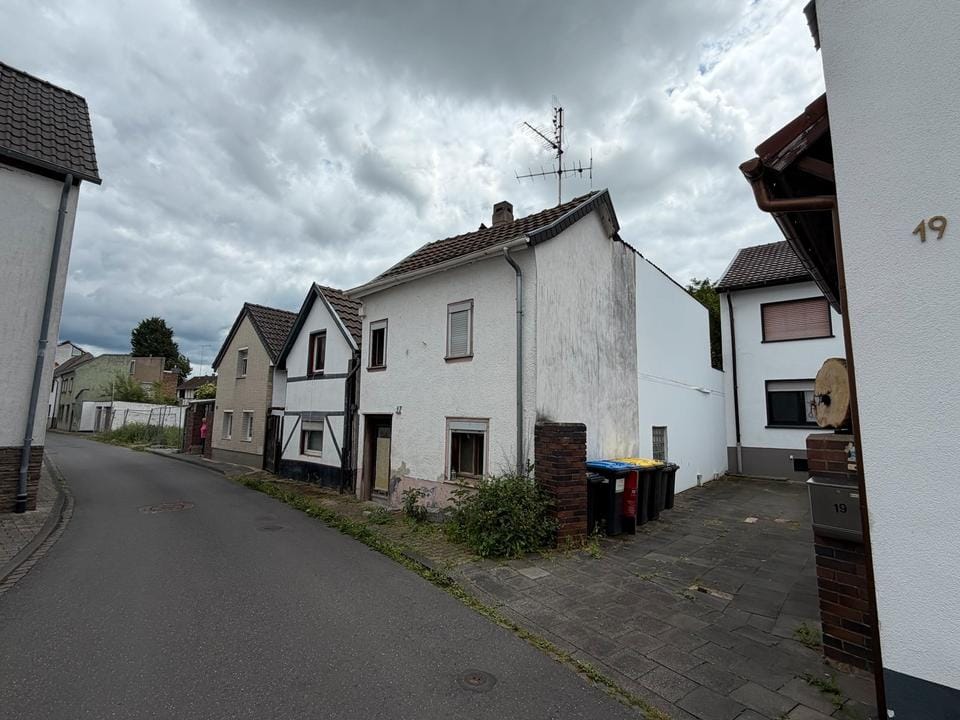 Immobilie in Euskirchen - Indoor Müllkippe zu verkaufen - Bild 0
