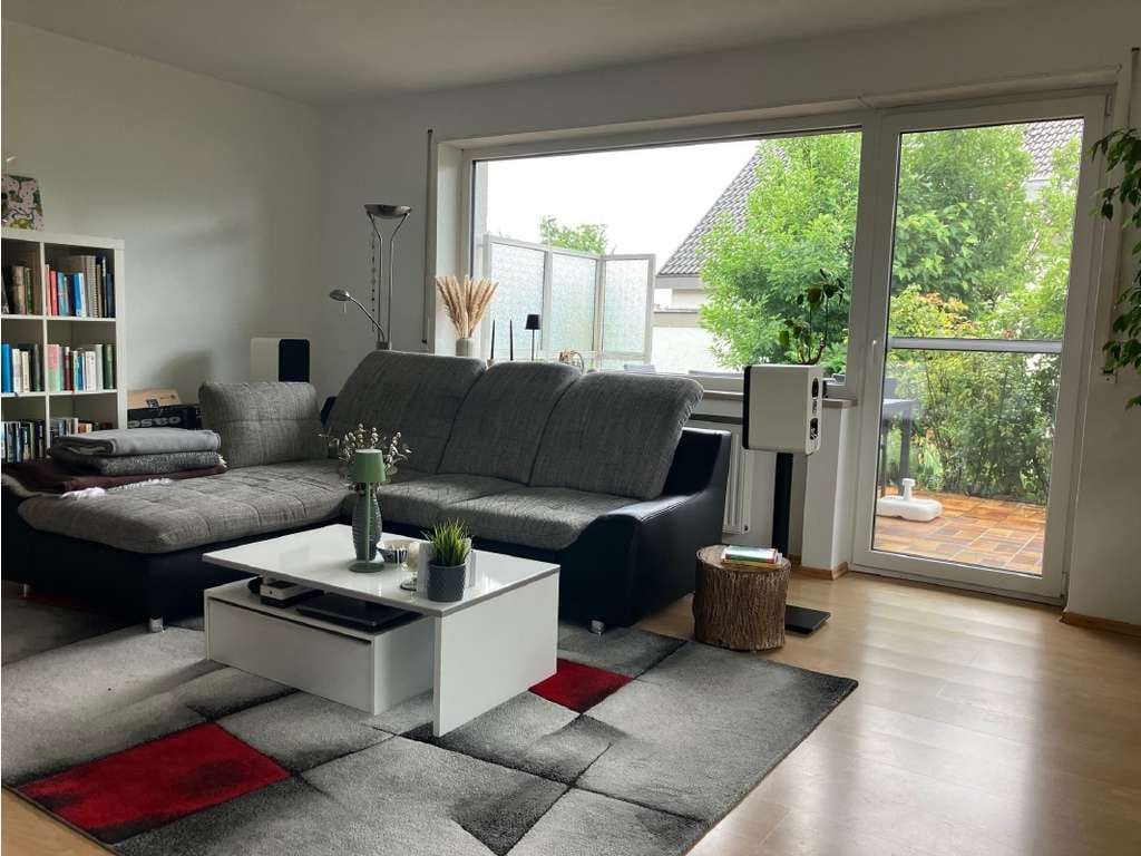 Immobilie in Balzheim - Unabhängig von steigenden Energiekosten! 2-Fam.-Haus mit PV-Anlage, Wärmepumpe & E-Mobilität - Bild 0