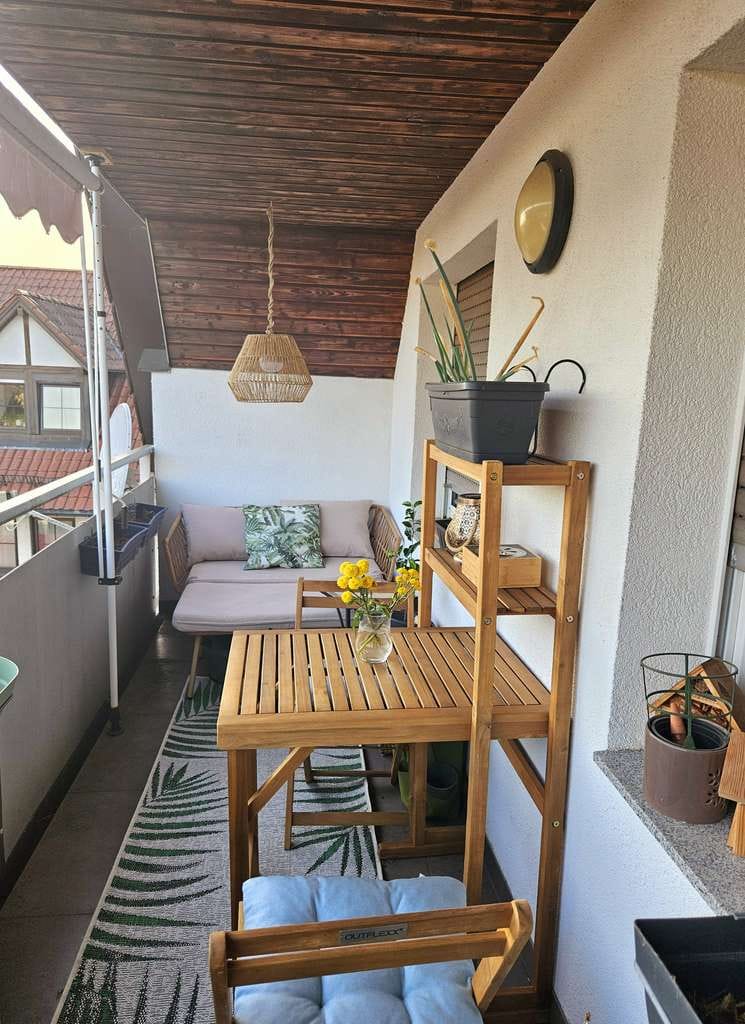 Immobilie in Schwaigern - Gemütliche Maisonettewohnung über den Dächern von Schwaigern – Unverbaubare Aussicht & eigene Garage - Bild 2