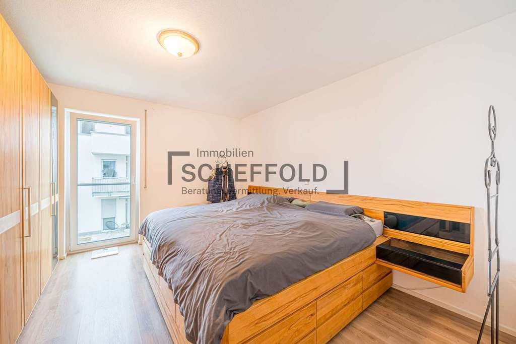 Immobilie in Achstetten - Jung und modern! Großzügige und lichtdurchflutete 3,5-Zimmer-Eigentumswohnung mit herrlichem Balkon - Bild 2