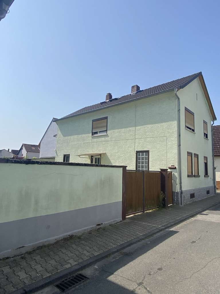 Immobilie in Alsbach-Hähnlein - Charmantes Haus mit großzügigem Grundstück und idyllischen Garten im Ortsteil Hähnlein - Bild 4