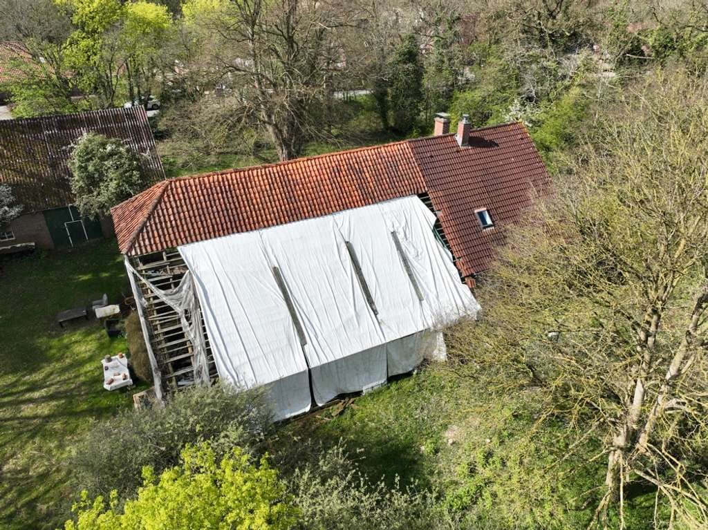 Immobilie in Rastede - Resthof mit großem Grünland – Sanierungsobjekt mit viel Potenzial und über 12.000 m² Grundstück - Bild 2