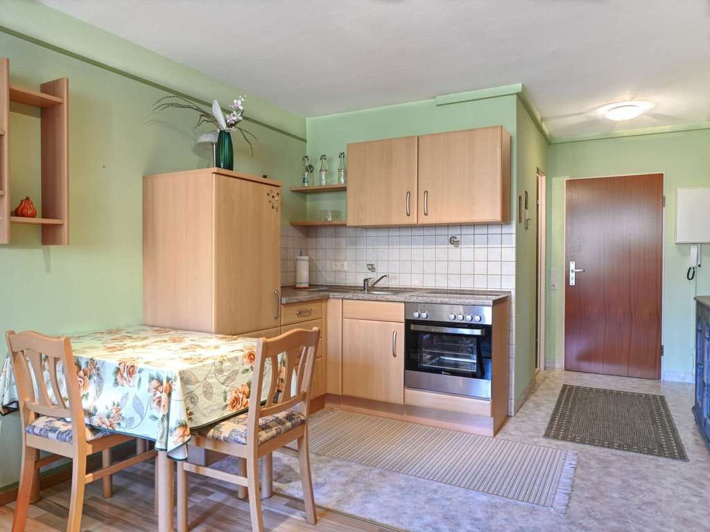 Immobilie in Riedenburg - Gepflegte 2-Zimmer-Wohnung mit TG-Stellplatz & EBK in Gundlfing - ca. 6 % Rendite möglich - Bild 3