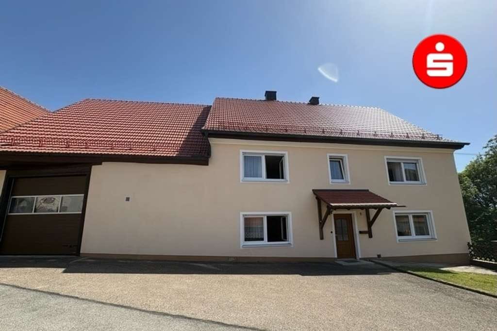 Immobilie in Altdorf bei Nürnberg - Großes EFH mit angrenzender Scheune und Nebengebäuden in Altdorf OT Eismannsberg - Bild 0
