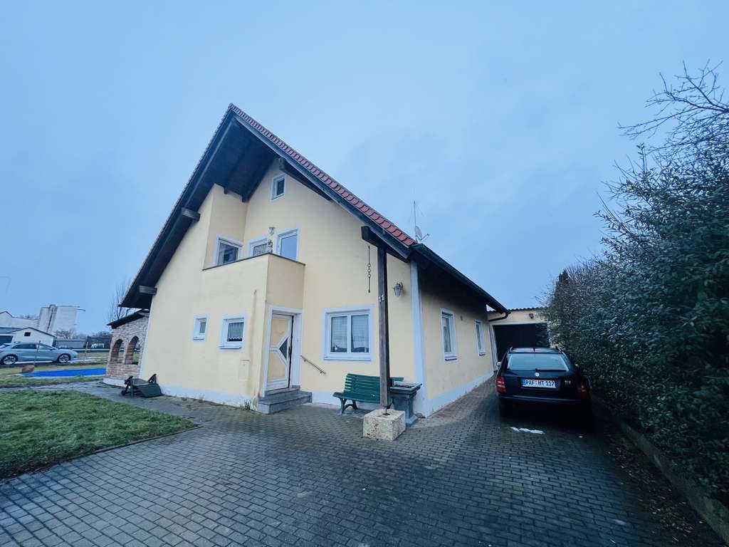 Immobilie in Geisenfeld - HIER KLICKEN! Charmantes EFH mit viel Potential - Bild 0