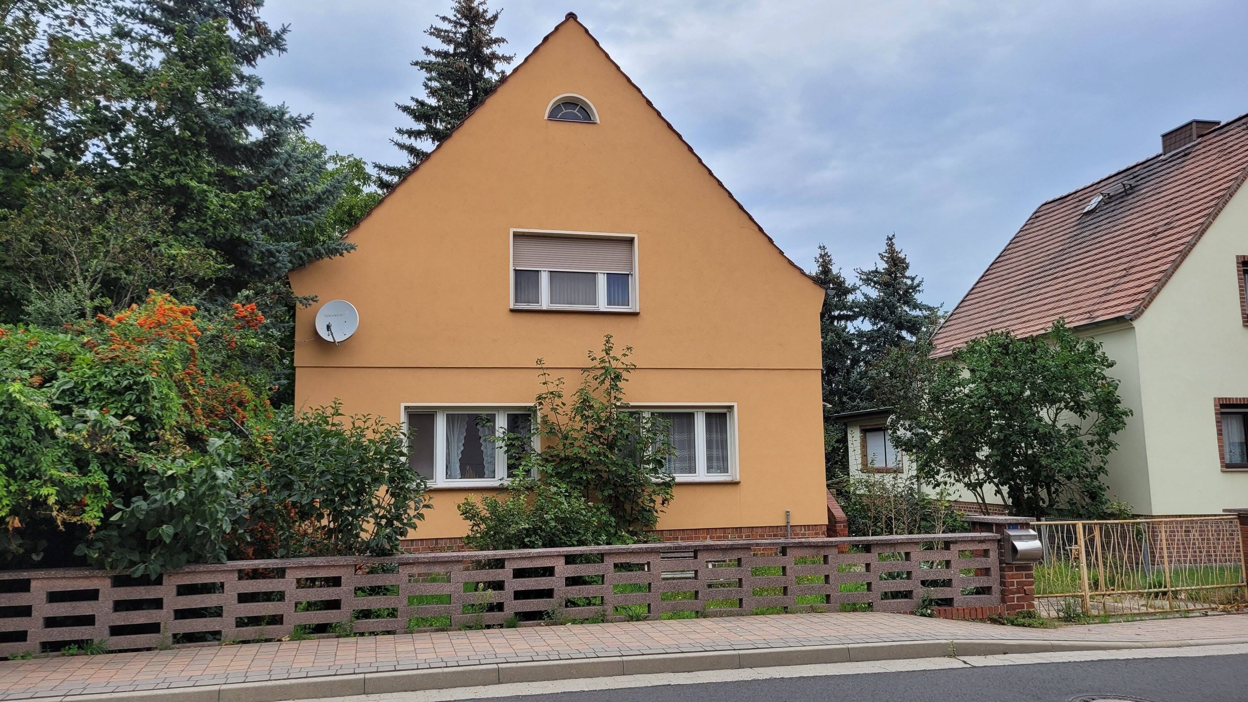 Immobilie in Annaburg - Torgau, OT Prettin - Ruhiges und sonniges EFH mit Terrasse und einem großen Garten - Bild 2