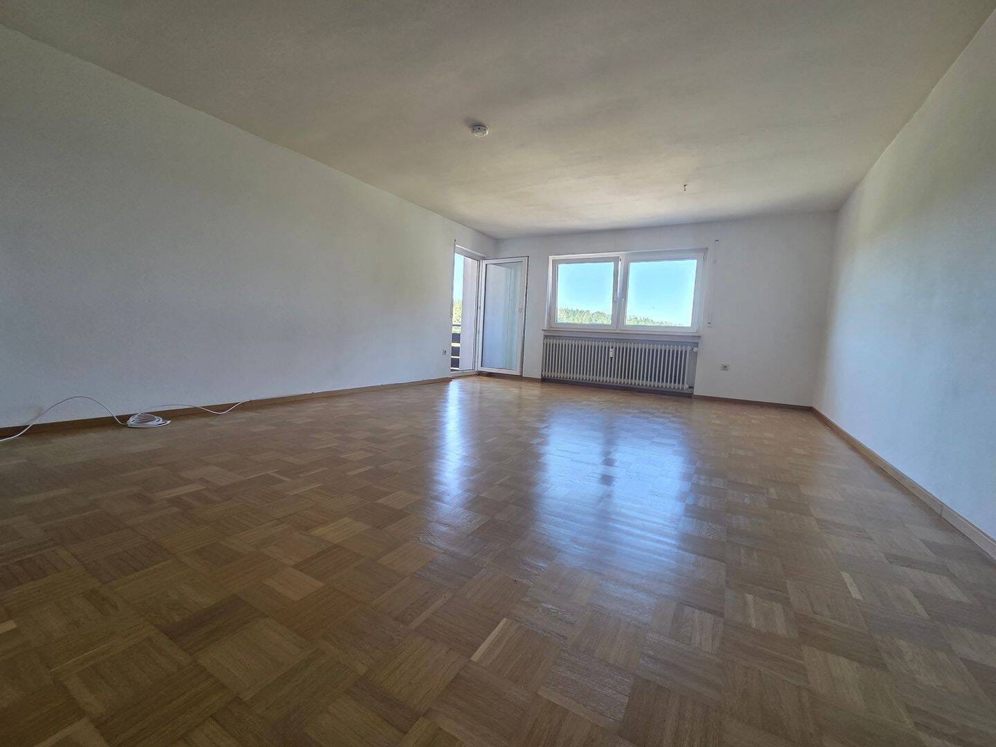 Immobilie in Simmersfeld - Charmante, freie 3-Zimmer Wohnung  - Bild 2