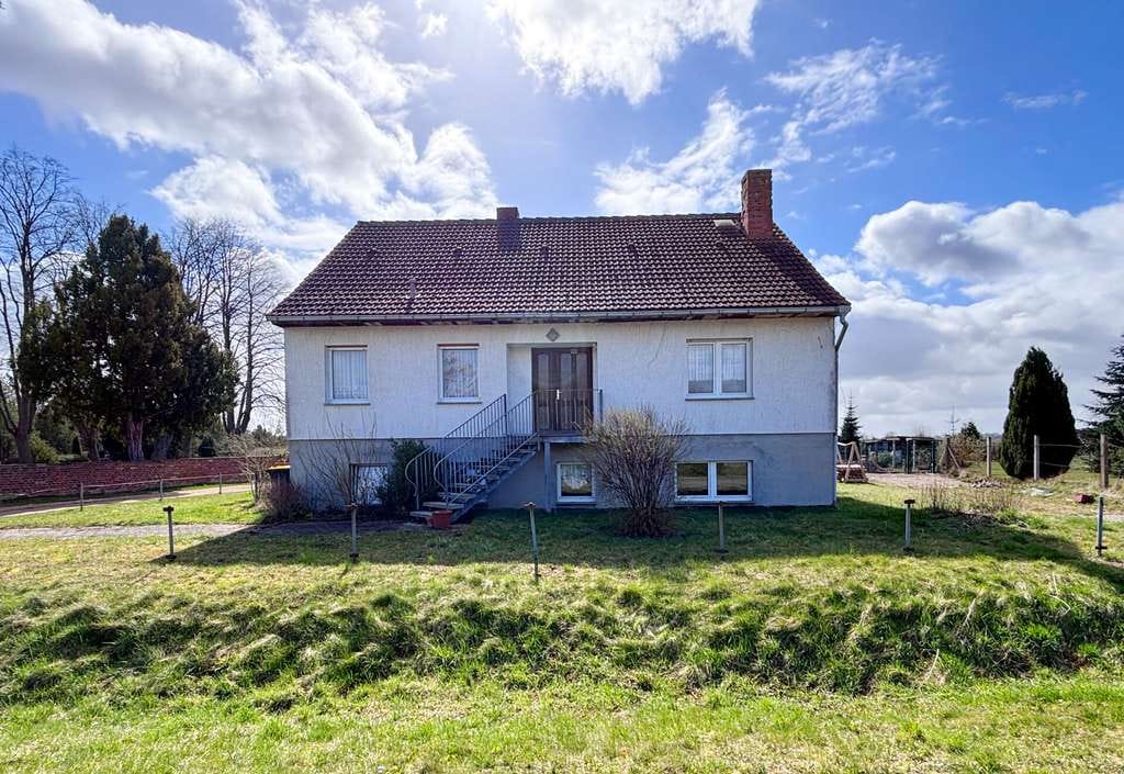Immobilie in Werben (Elbe) - Freistehendes Einfamilienhaus mit separatem Garten - Bild 0
