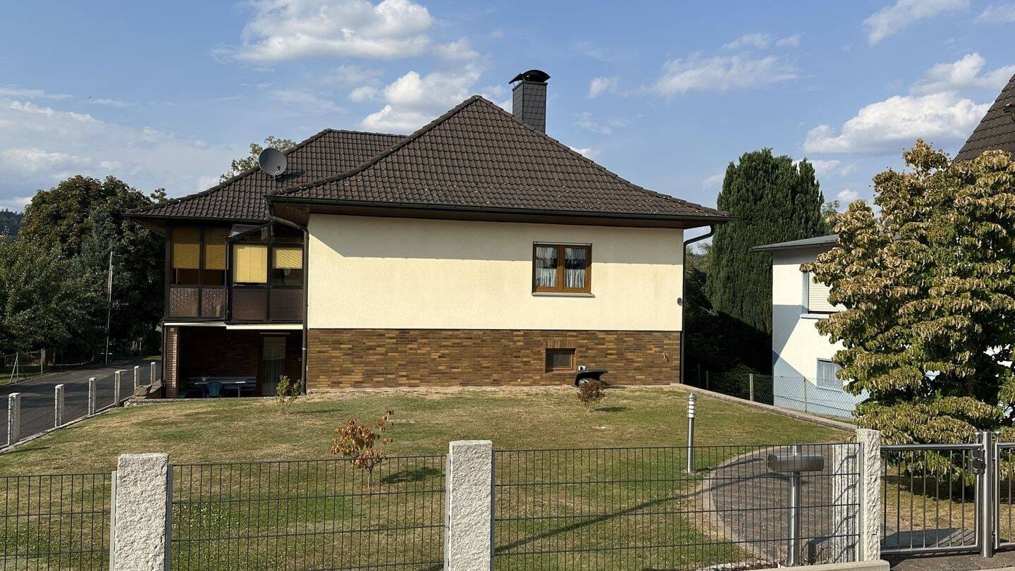 Immobilie in Bad Hersfeld - Einfamilienhaus in Sorga zu verkaufen! - Bild 1