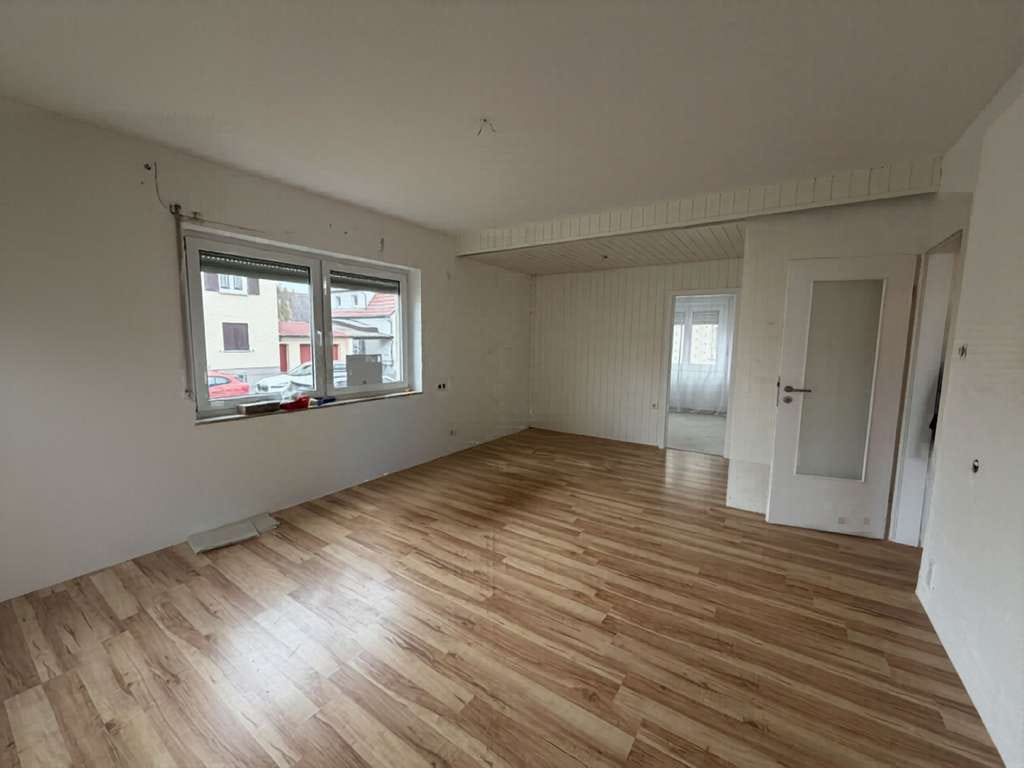 Immobilie in Trossingen - Gepflegtes 2-Familienhaus in ruhiger, attraktiver Wohnlage - Bild 1