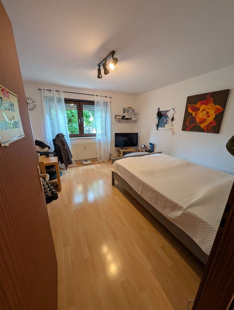 Immobilie in Tamm - Sehr schöne 4 Zimmer-Wohnung im 1. Obergeschoss - Bild 3