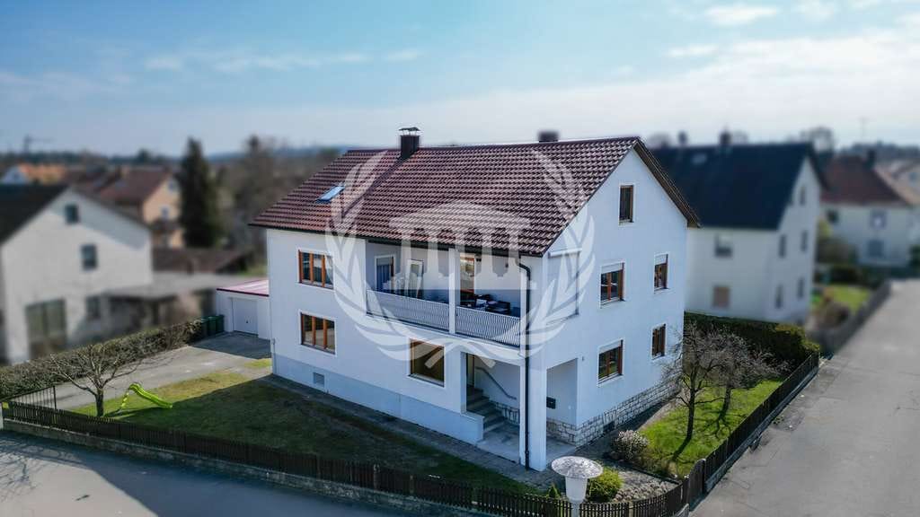 Immobilie in Teublitz - Provisionsfrei: Umfassend modernisiertes MFH mit 3 Einheiten in Teublitz | EG frei | ca. 5 % Rendite - Bild 0