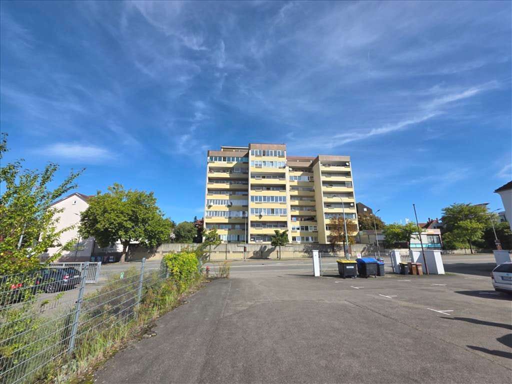 Immobilie in Singen (Hohentwiel) - Stadtnahe Wohnung mit Garage und Aufzug. - sofortiger Selbstbezug. - Bild 0