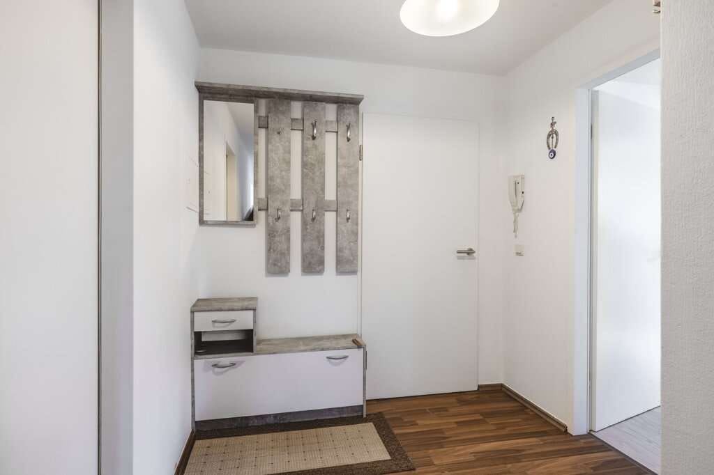 Immobilie in Monschau - Höfen!
Modernes Mehrfamilienhaus mit flexiblen Nutzungsmöglichkeiten und großer Garage - Bild 4