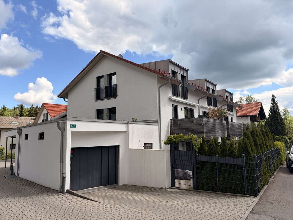 Immobilie in Bad Feilnbach - Exklusive 3,5-Zimmer Maisonette in Bad Feilnbach mit großem Balkon - Bild 1