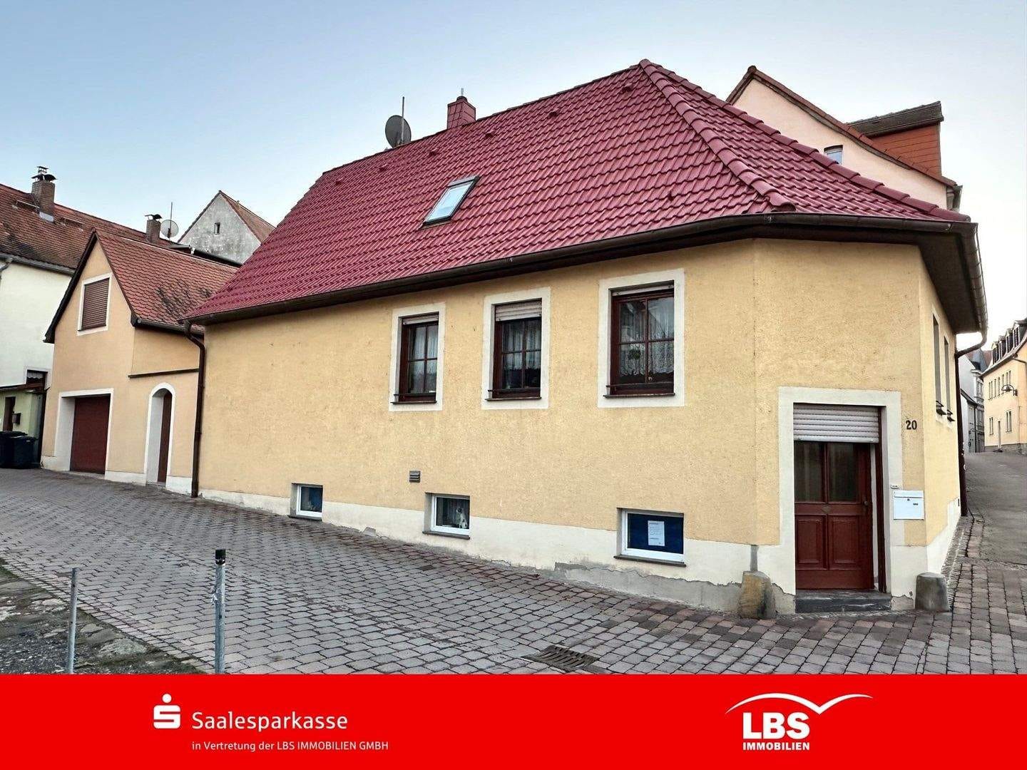 Immobilie in Querfurt - Einfamilienhaus mit Einliegerwohnung! - Bild 0