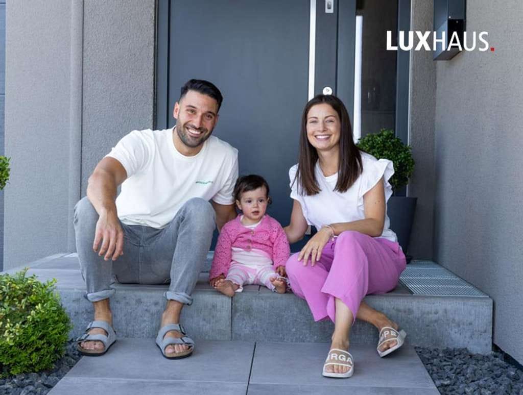 Immobilie in Neckarbischofsheim - LUXHAUS -Modernes Haus auf schönem Grundstück - - Bild 4