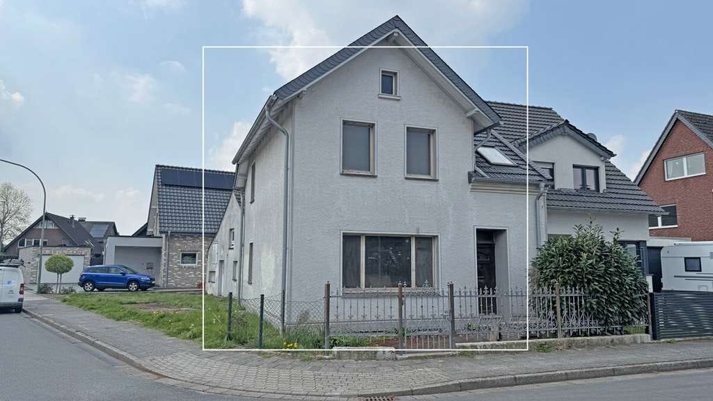 Immobilie in Neukirchen-Vluyn - Einfamilienhaus mit Potenzial und Altbaucharme in bevorzugter Lage von Vluyn, Neukirchen-Vluyn! - Bild 1