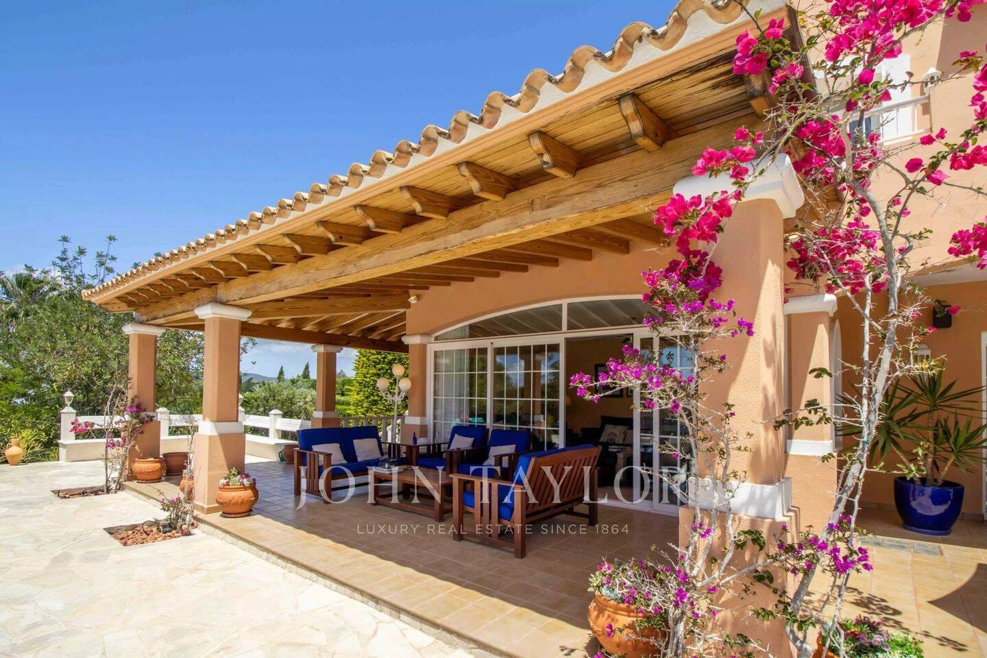 Immobilie in Triptis - Charmante Familienvilla in Jesús, Ibiza - Bild 4