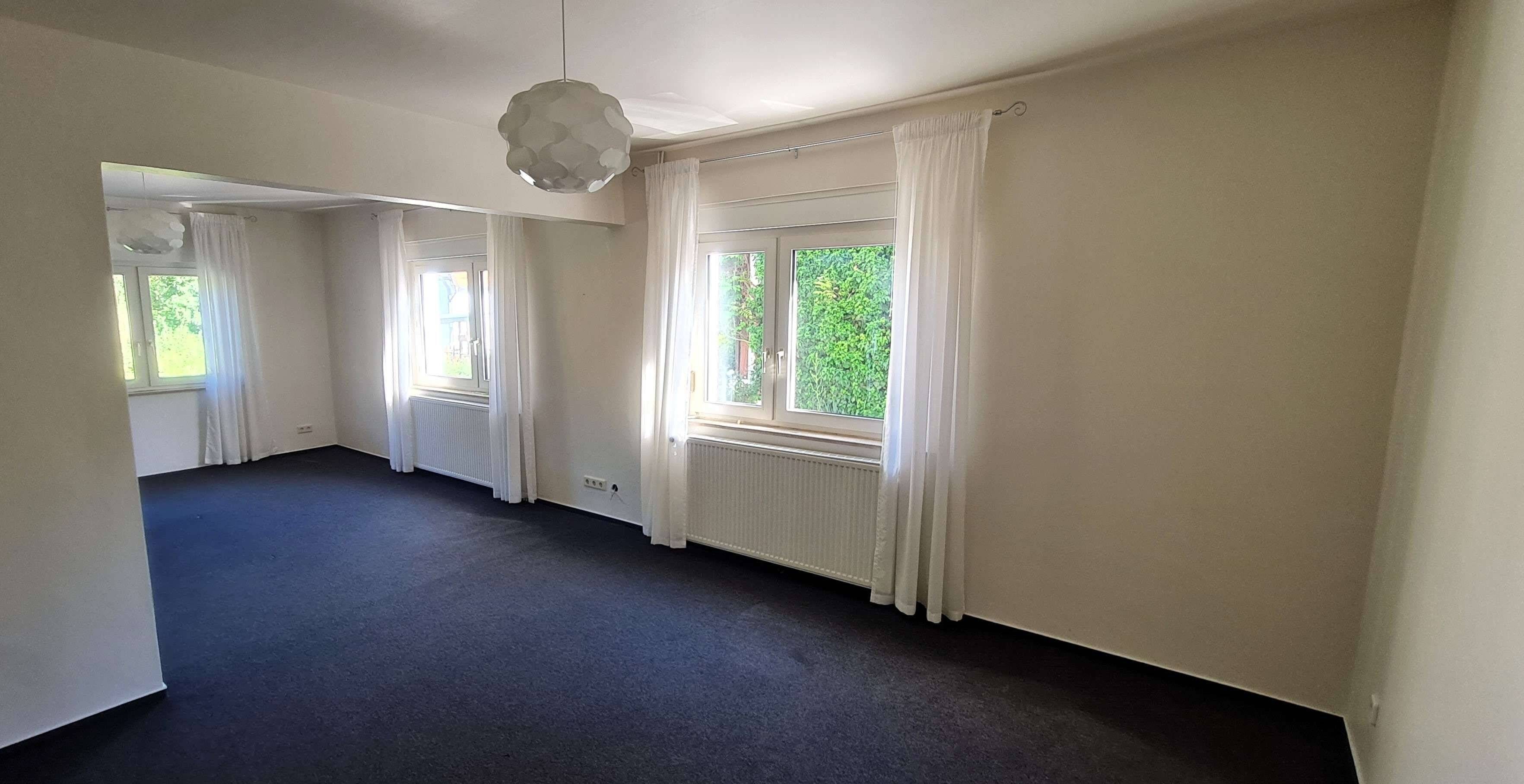 Immobilie in Warburg - Modernisiertes Einfamilienhaus mit Gewerbe- oder Lagerfläche in Warburg-Dalheim - Bild 4