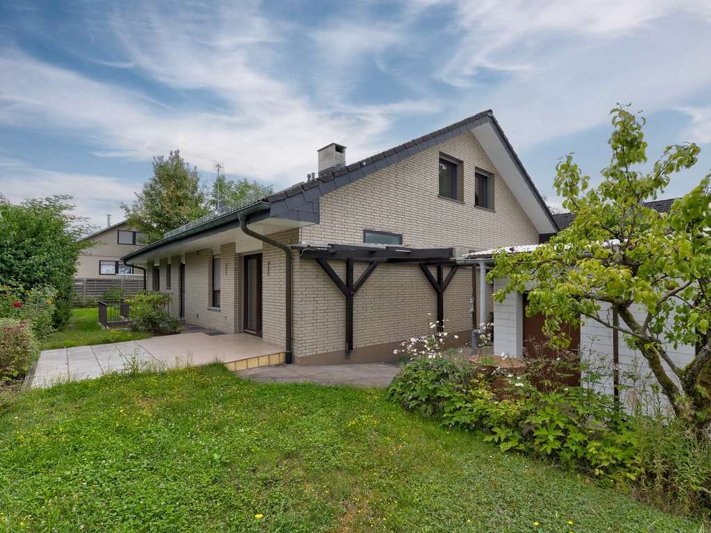 Immobilie in Efringen-Kirchen - Nordischer Klinker im sonnigen Süden – Ihr großzügiges Zuhause mit Garten - Bild 2