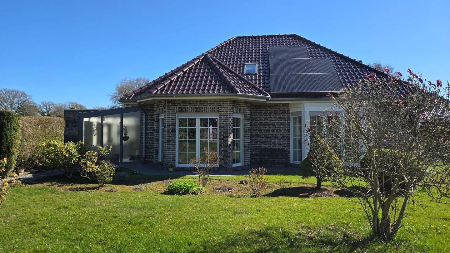 Immobilie in Filsum - Exklusiver Bungalow der Extraklasse mit traumhaftem Gartenblick in Filsum (Landkreis Leer) - Bild 1