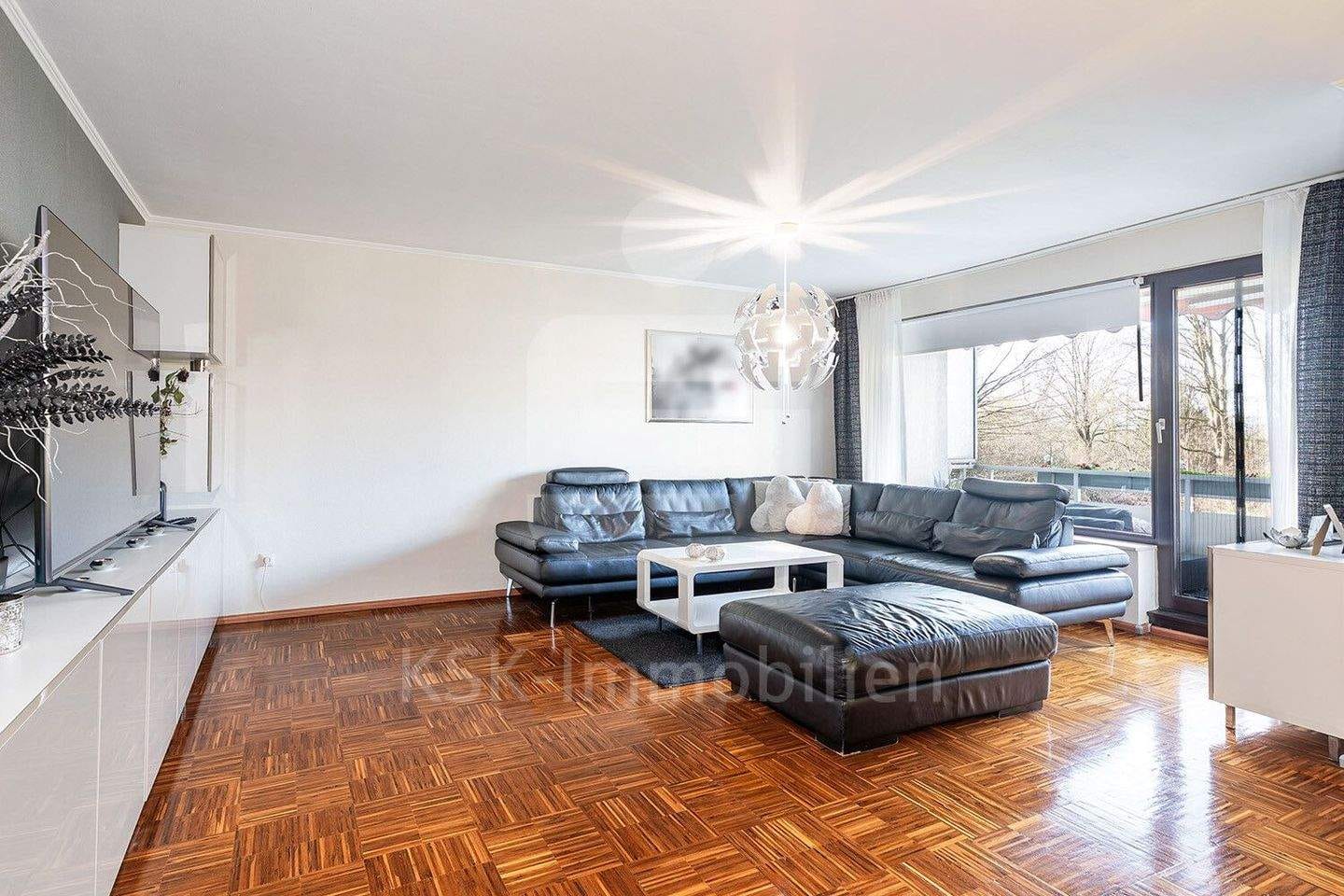 Immobilie in Wesseling - Leerstehende 3 Zimmer-Wohnung mit TG-Stellplatz und abgelöster Erbpacht! - Bild 2