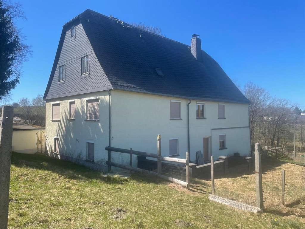 Immobilie in Stollberg/Erzgebirge - Ruhig gelegenes Bauernhaus mit großem Grundstück - Bild 1