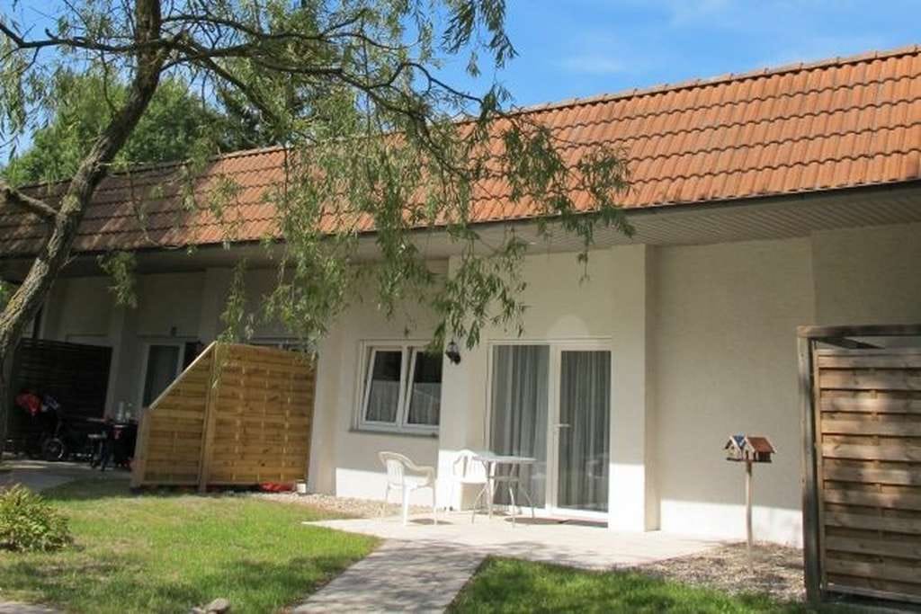 Immobilie in Fünfseen - Reihenbungalows im Ferienpark "Lenzer Höh" am Plauer See - einzeln oder im Paket je 86.000€ - Bild 4