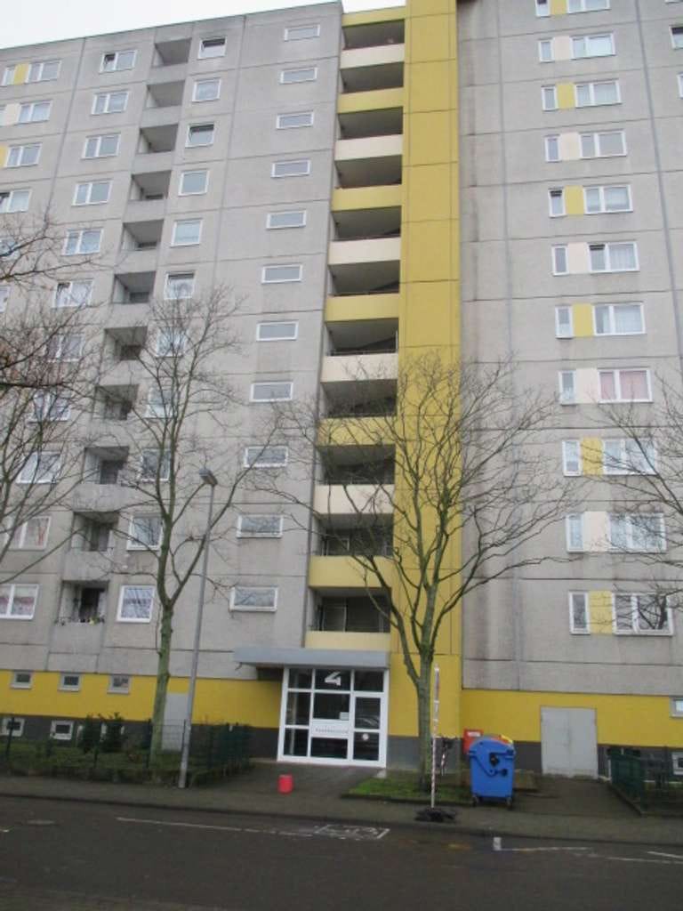 Immobilie in Laatzen - Kapitalanleger aufgepasst : Vermietete 2 Zi.-ETW + 1 TG-Platz in Laatzen-Mitte - Bild 0