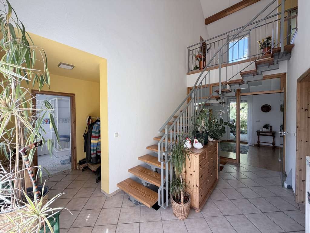 Immobilie in Belgershain - Architektenhaus sucht Familie * Garten I großer Keller I Sonnenterrasse I  Garage I neue Heizung* - Bild 5