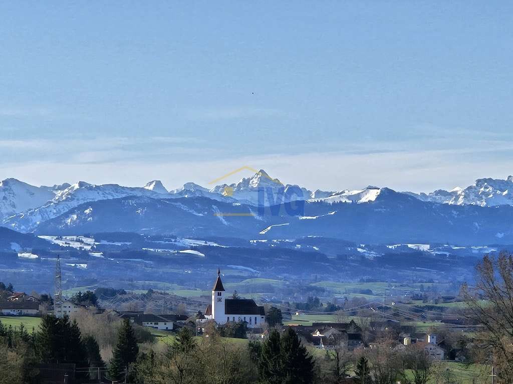 Immobilie in Haldenwang - Exklusive 4-Zimmerwohnung - hochwertige Ausstattung, großzügiger Grundriss und unverbauter Bergblick - Bild 1