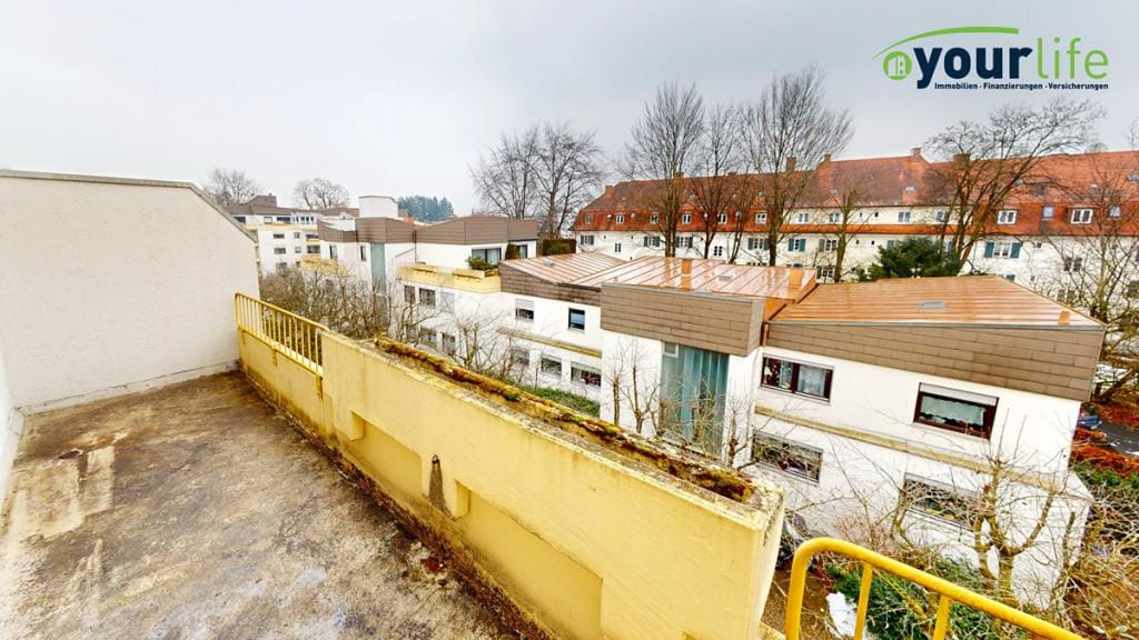 Immobilie in Memmingen - Zentrumsnahes Apartment mit Tiefgaragenstellplatz – renovierungsbedürftig - Bild 3