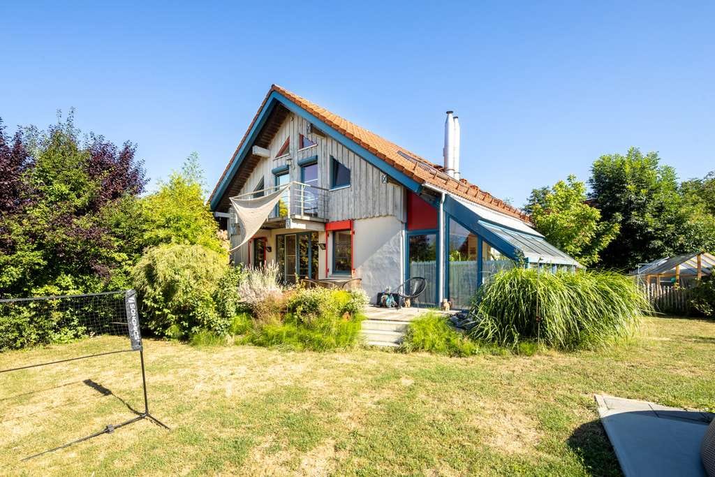 Immobilie in Niederrieden - Viel Platz für die ganze Familie – Einfamilienhaus mit separater Einliegerwohnung - Bild 1