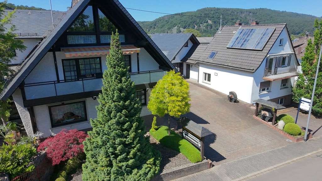 Immobilie in Kirschweiler - Ihr Projekt im Edelsteinland: Vielseitiges Gebäudeensemble mit enormem Potenzial in Kirschweiler !!! - Bild 0