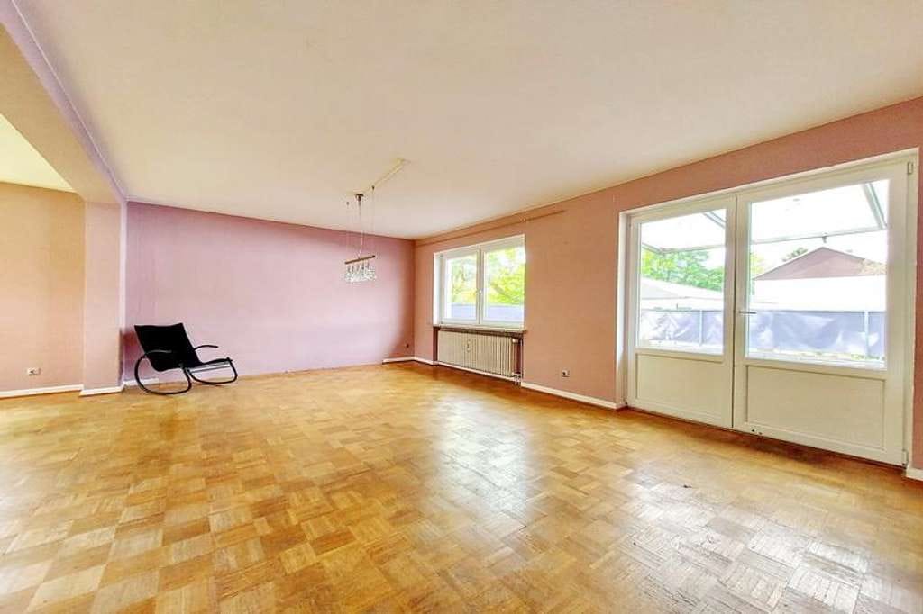 Immobilie in Hohenlockstedt - * 6,5% Rendite * Faktor 15 * 153m² * 5-Zimmer * inklusive Stellplatz & Riesenterrasse - Bild 3