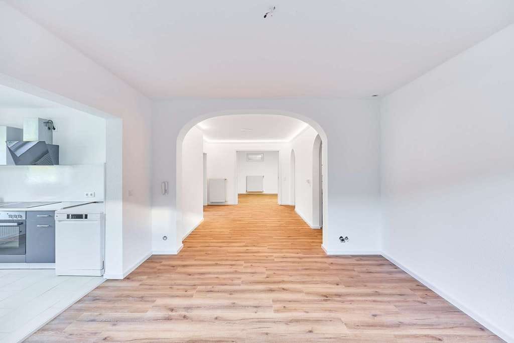 Immobilie in Wachenheim an der Weinstraße - Modernes Wohngefühl im stilvoll renovierten Souterrain unterhalb der Wachtenburg - Bild 3