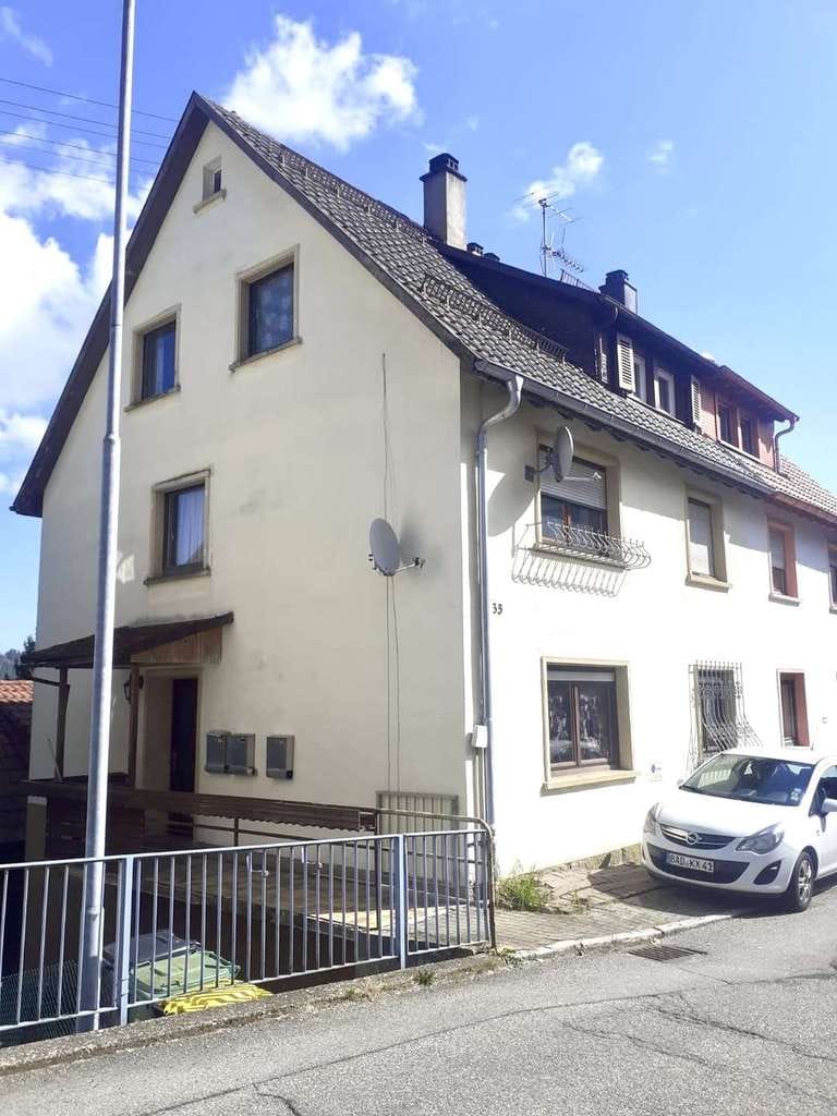 Immobilie in Forbach - Selbstläufer: Vermietetes Dreifamilienhaus in Forbach-Bermersbach - Bild 0