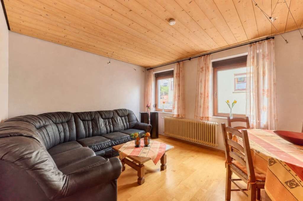 Immobilie in Bobenheim am Berg - Großzügiges Einfamilienhaus mit Wintergarten in naturnaher Lage - Bild 2
