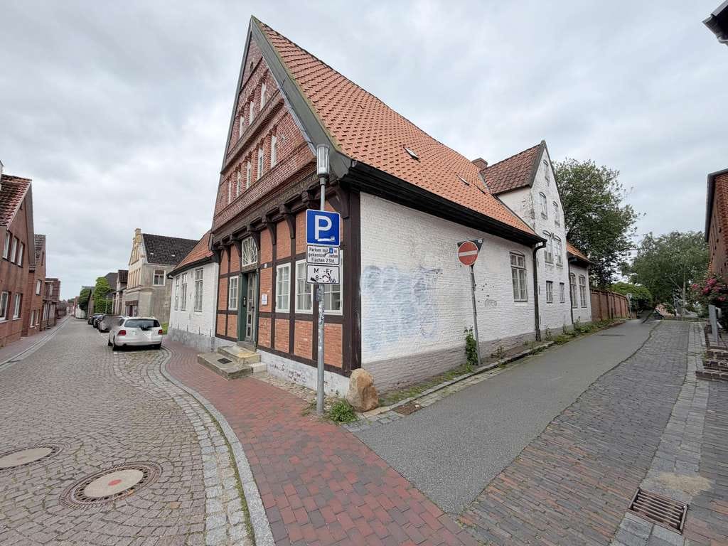 Immobilie in Meldorf - Historisches Juwel mit Spitzenrendite - Bild 1