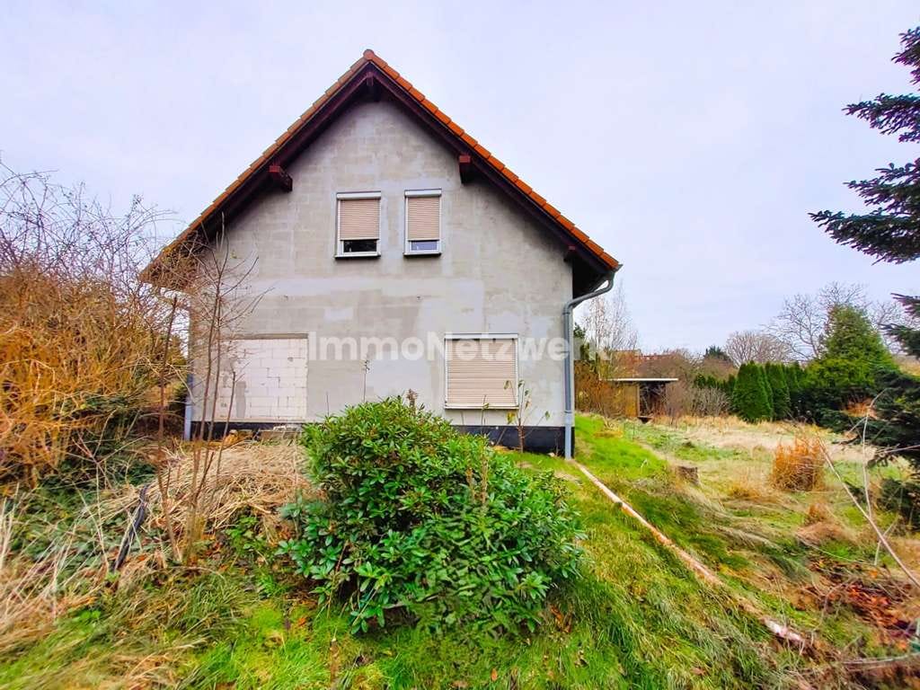 Immobilie in Trebsen/Mulde - Einfamilienhaus im Rohbau auf großem
Doppelgrundstück mit zusätzlicher Bebauungsperspektive - Bild 1