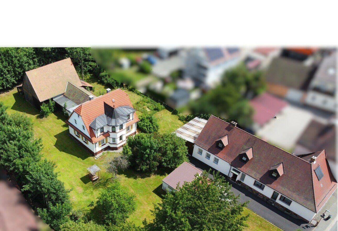 Immobilie in Weidenberg - Idyll in der Ortsmitte - Zwei Häuser, sofort frei, großes Grundstück - Bild 0